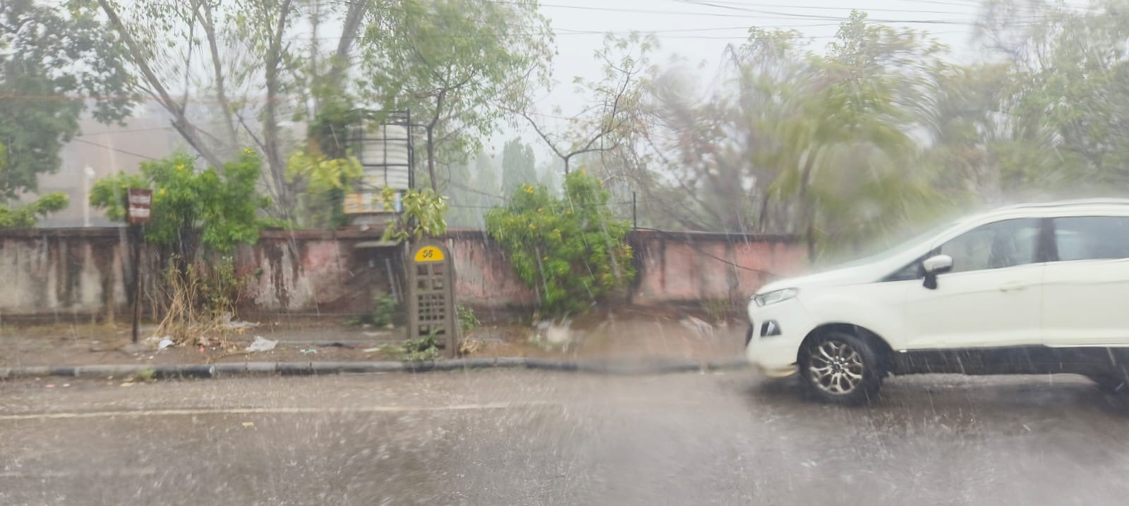 जयपुर में भारी बारिश से उमस से मिली राहत जयपुर में भारी बारिश से उमस से मिली राहत